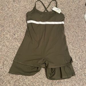 NWT XL Green Halara Playground Athletic Romper One Piece Shorts